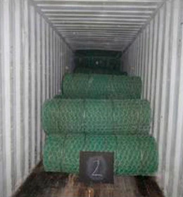 Package and Loading of Reinforced Anchored Earth Wall 3D Geomats