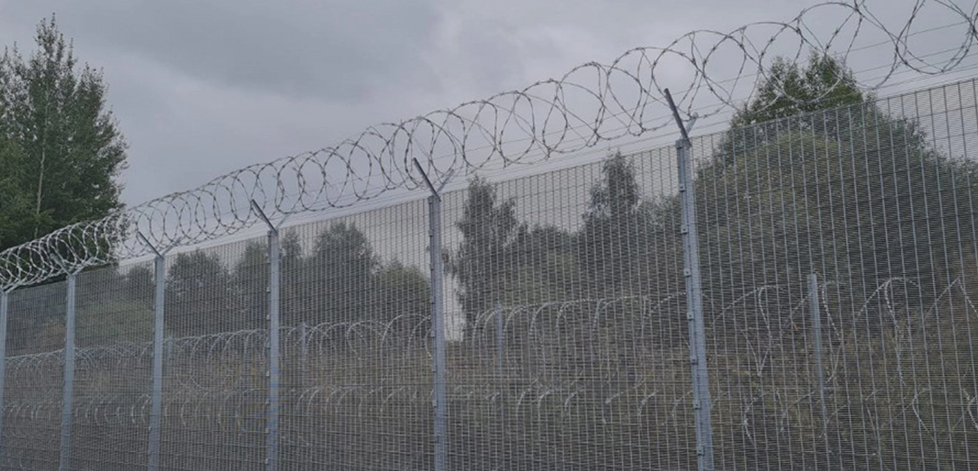 Border Fencing: Enhancing Security with Razor Wire