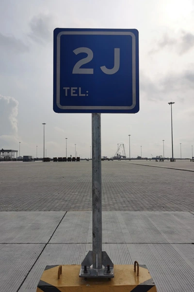 laki deepwater portnigeria traffic sign 1